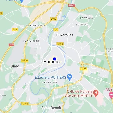 Le Poitou Apartment *